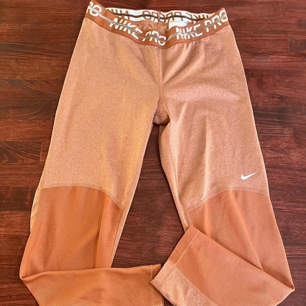 Nike leggings